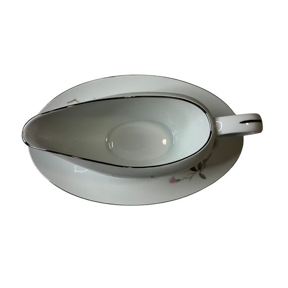 Cherry Blossom Fine China Gravy Boat w/ Underplate 1067 Japan Vintage Set - Picture 4 of 5